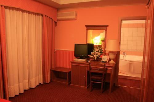 Marchesina Resort Srls Teggiano Habitación foto